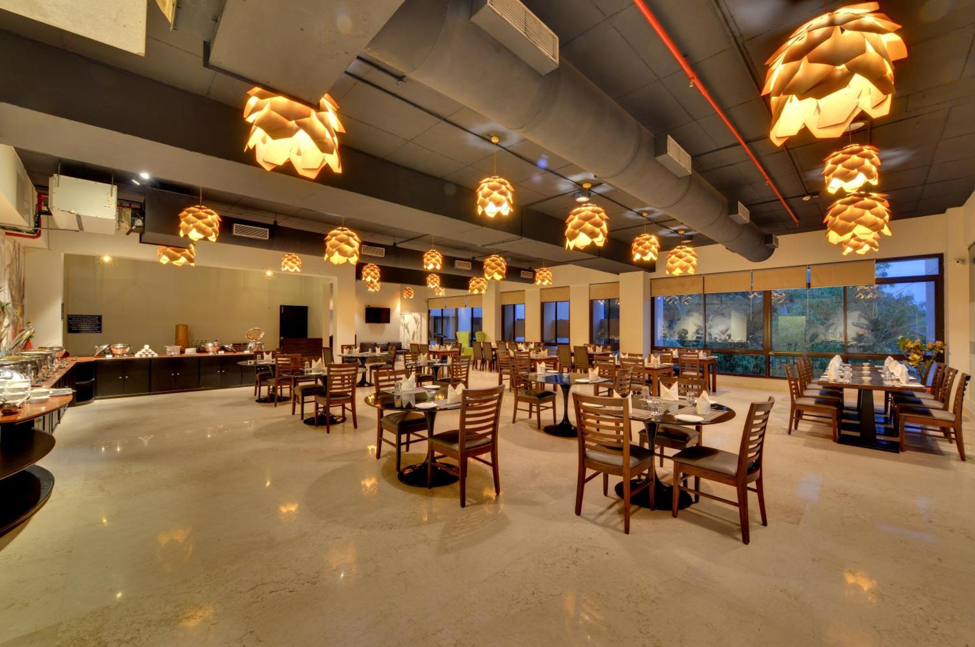 The Fern Residency, Vadgaon - Talegaon, Pune Esterno foto