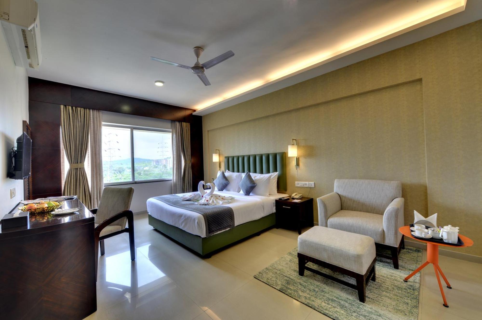 The Fern Residency, Vadgaon - Talegaon, Pune Esterno foto